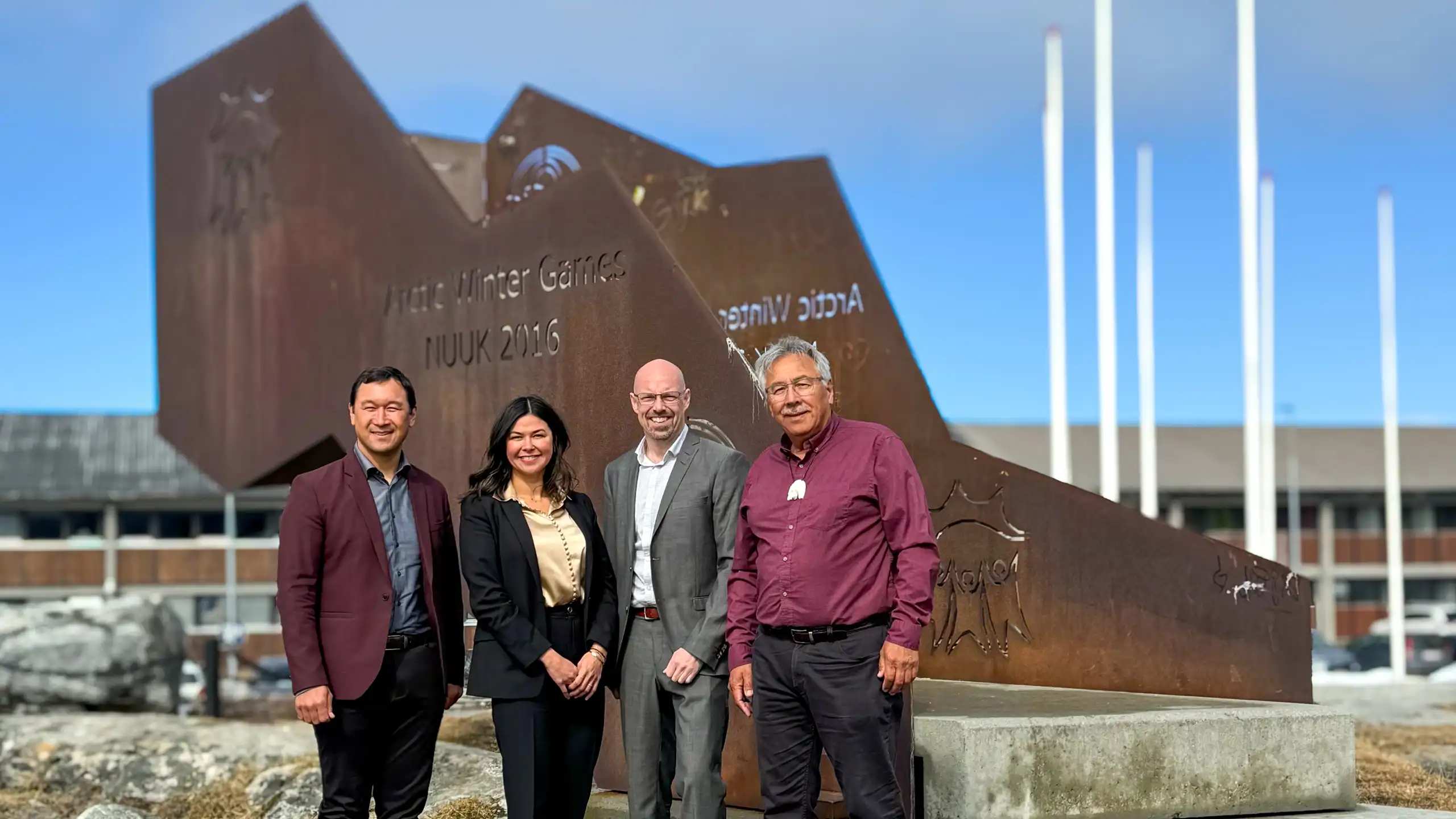 Fra venstre, Air Greenlands bestyrelsesformand Malik Hegelund Olsen, Canadian Norths administrerende direktør Shelly De Caria, Air Greenlands CEO Jacob Nitter Sørensen og Canadian North bestyrelsesformand Johnny Adams
