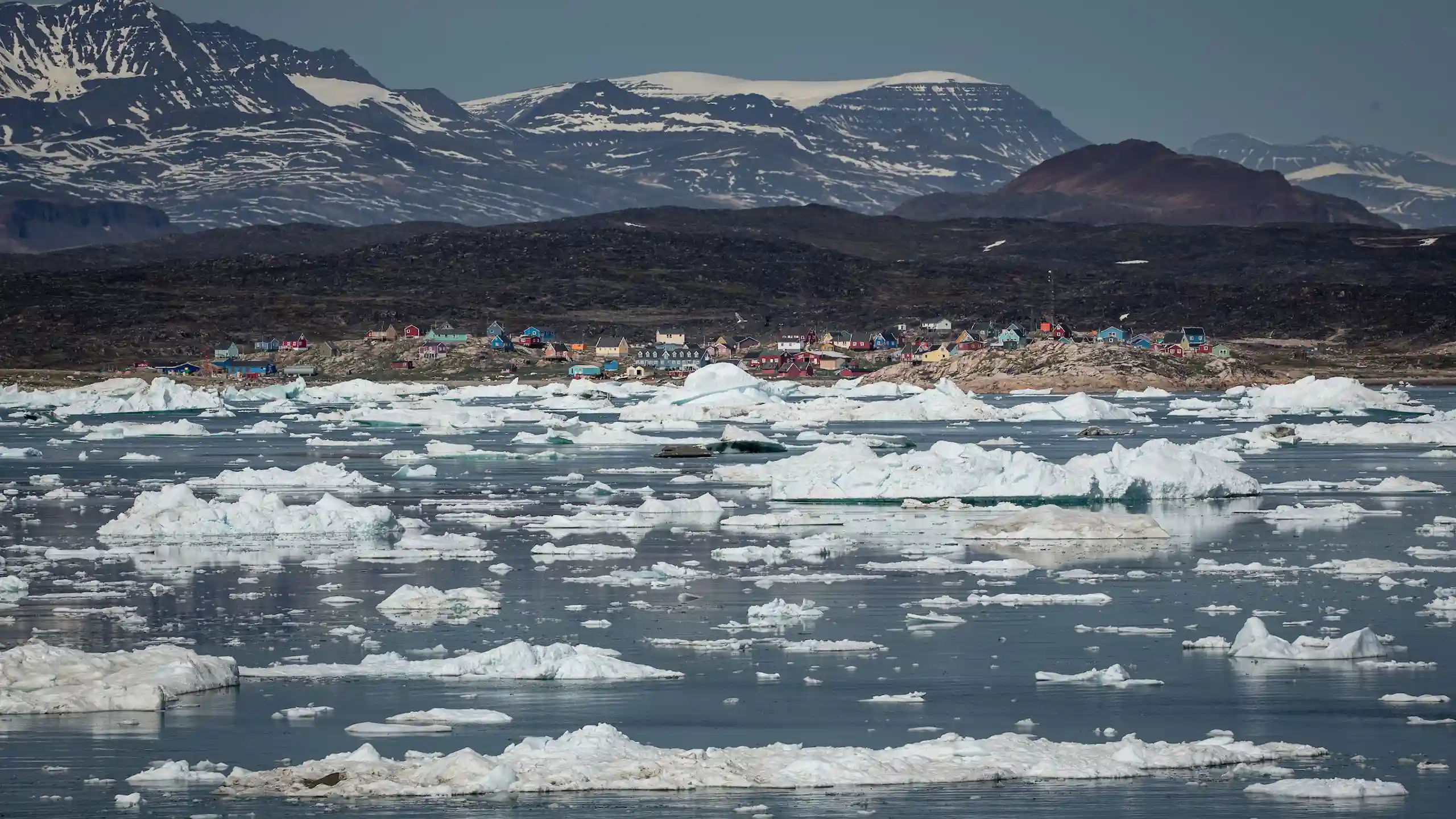 Saqqaq In The Disko Bay In Greenland (1)