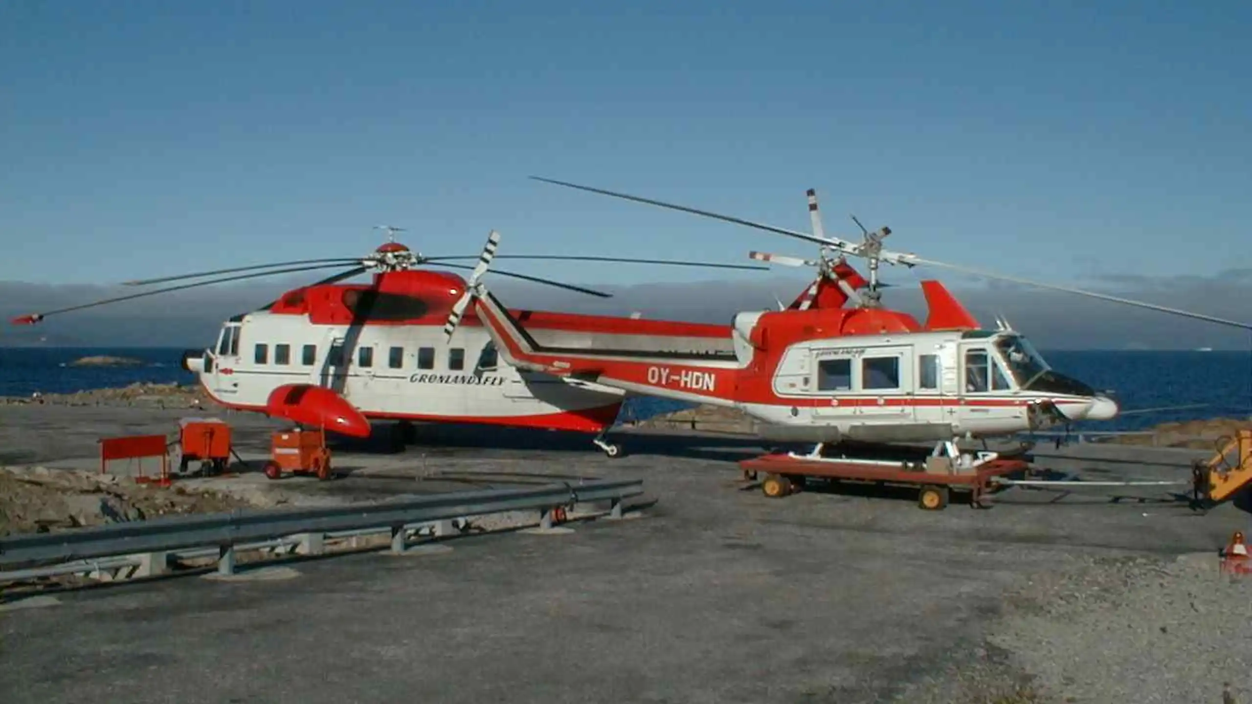 B-212 overtog passagerflyvning fra S-61 Foto: Arkiv