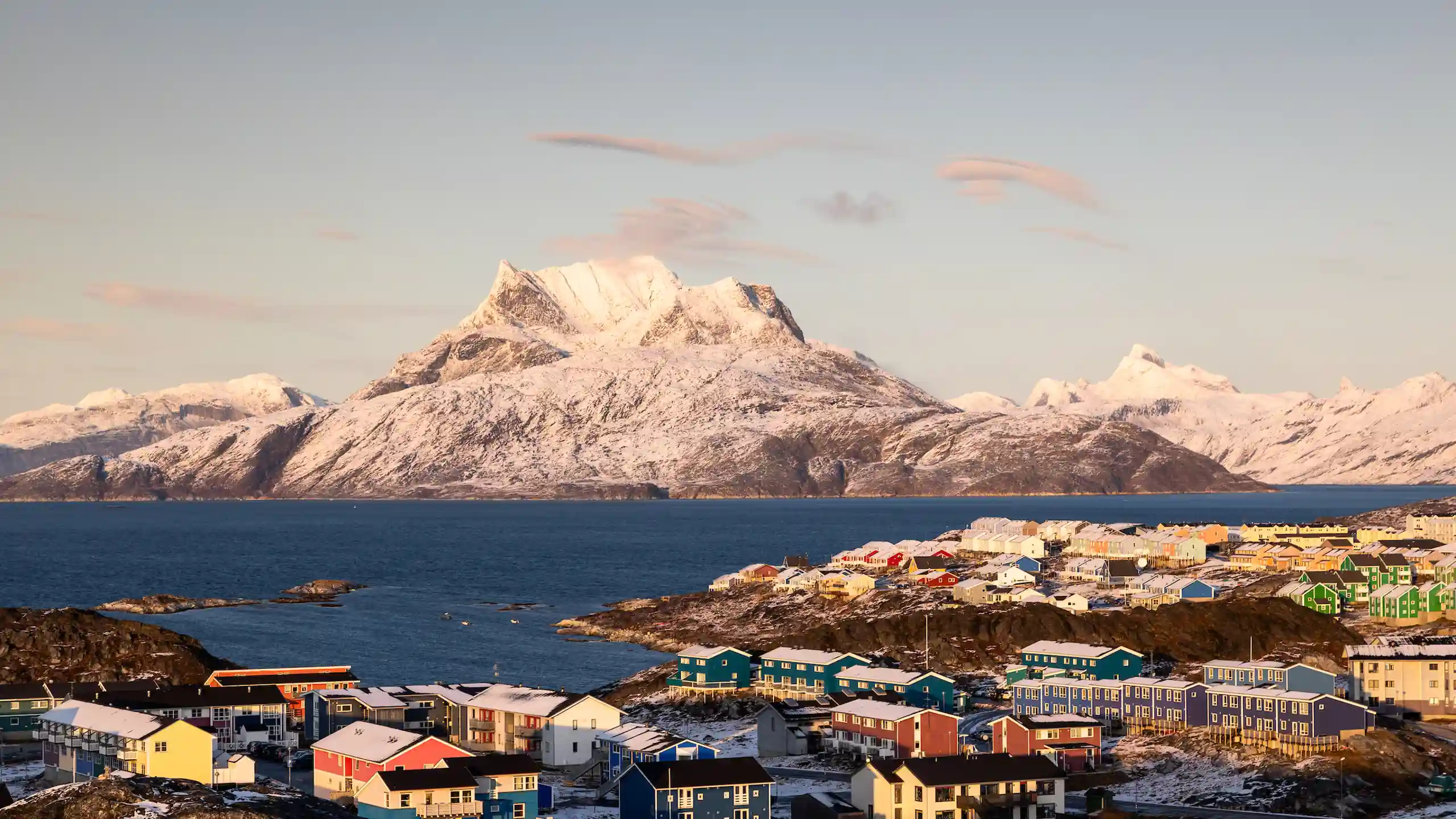 Sunset Time. Photo Matthew Littlewood, Visit Greenland