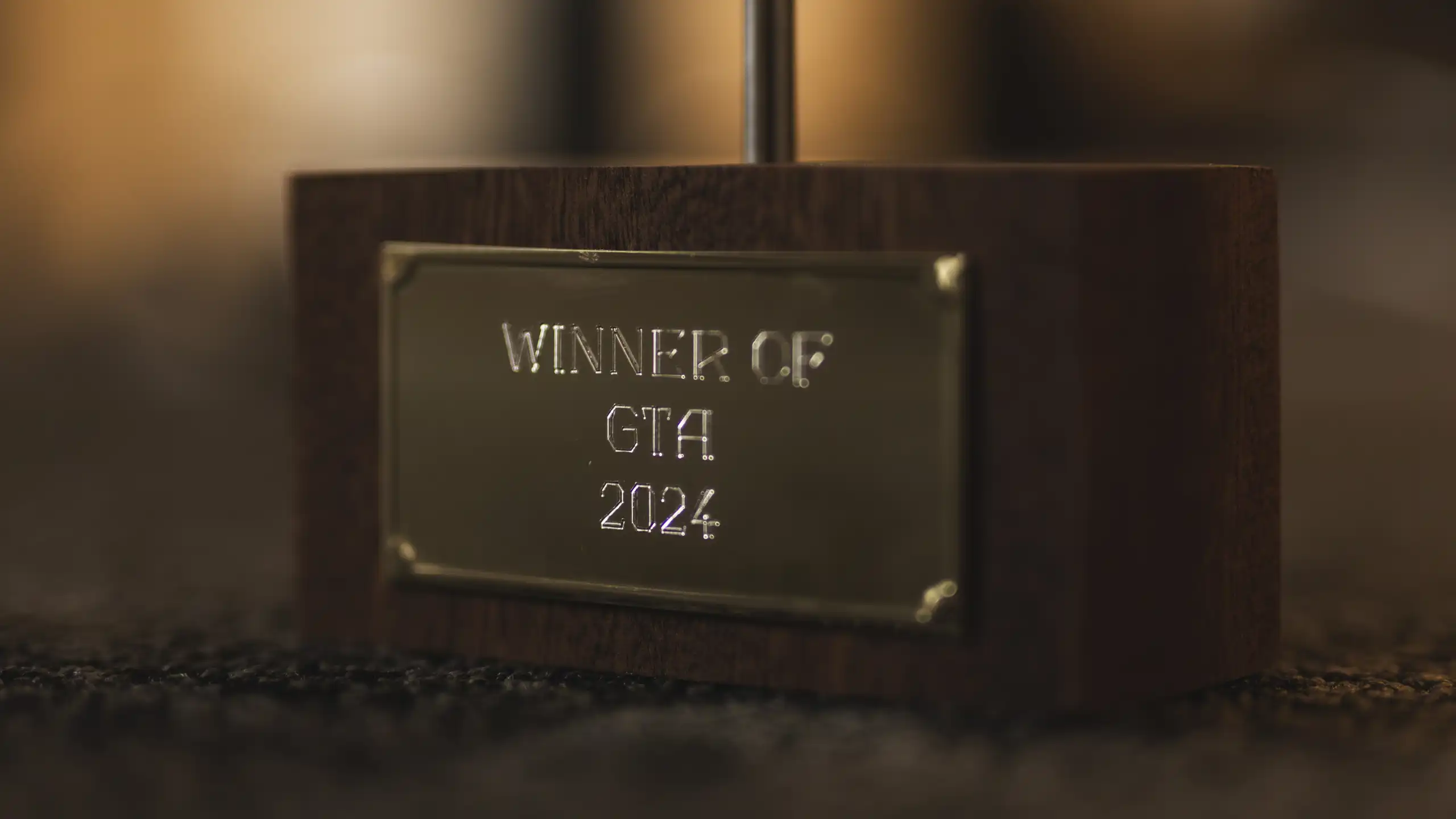 Every year the winner gets an trophy
